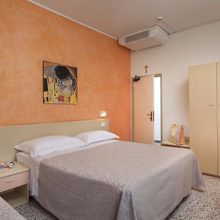 Hotel Alfa Tao Riccione Ngoại thất bức ảnh