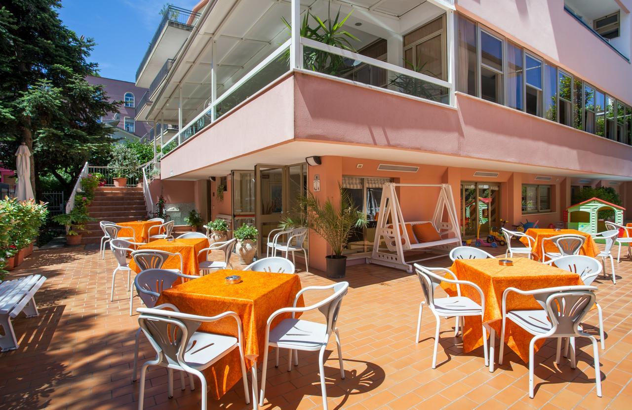 Hotel Alfa Tao Riccione Ngoại thất bức ảnh