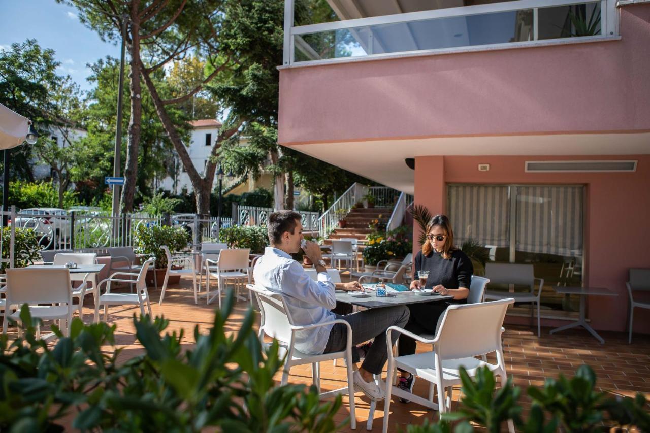 Hotel Alfa Tao Riccione Ngoại thất bức ảnh